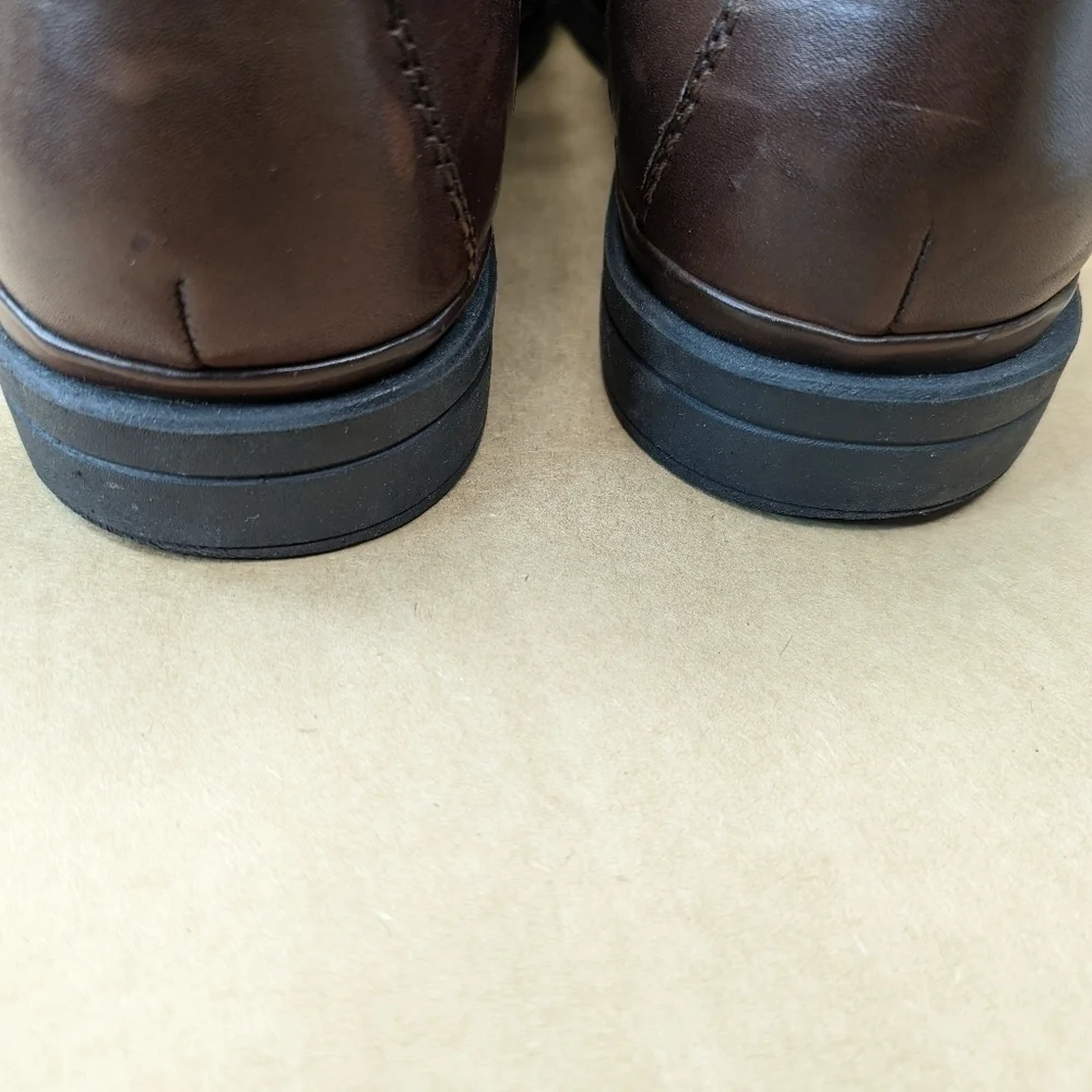 Florsheim men's sz 11.5D brown leather Square toe Oxford.